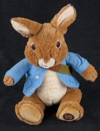 Gund Peter Rabbit w/ Knapsack Plush #4042617